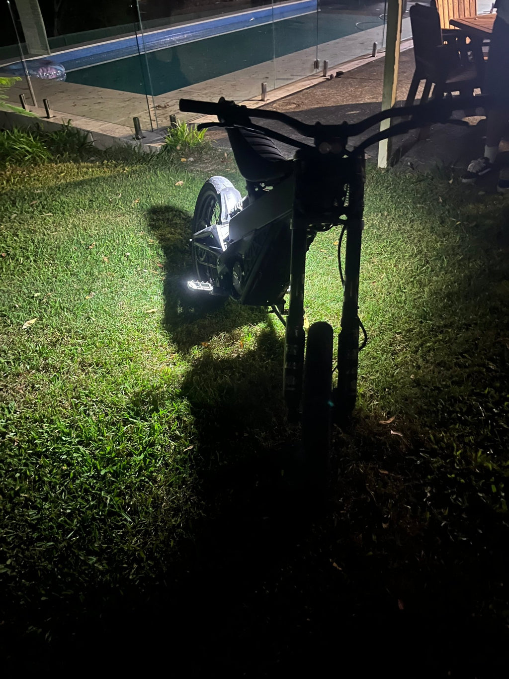 battery powered rock light. - ff customz
