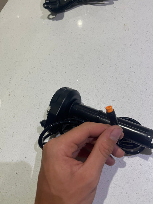 Plug and play Surron throttle 3pin. All e - bikes!! “Made to order.” - ff customz